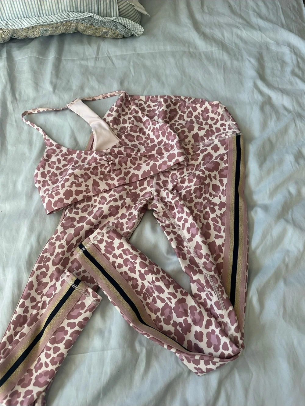Spiritual Gangster Pink Leopard Side-Stripe High-Rise Leggings and bra set - Picture 2 of 8